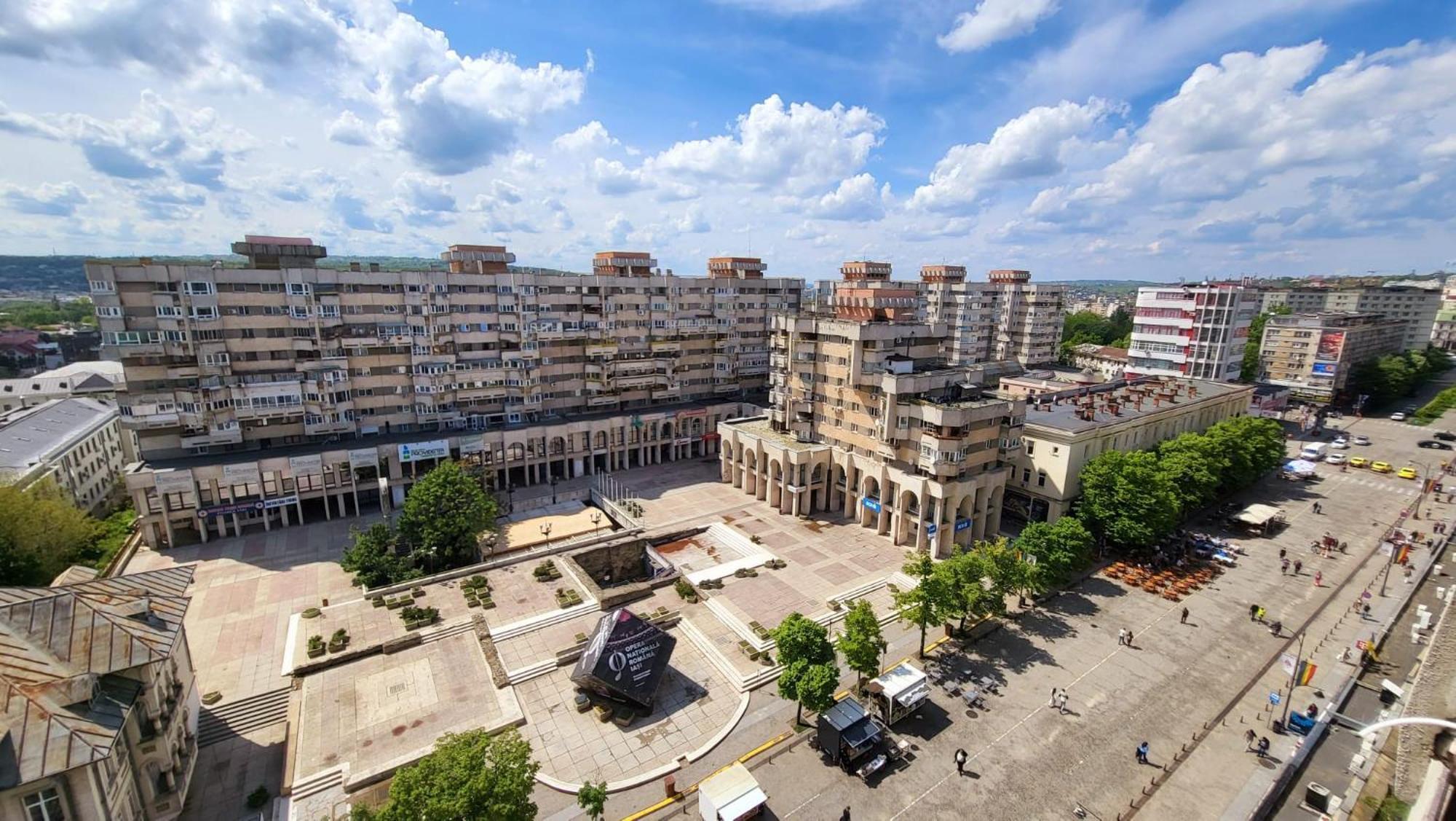Appartement Panoramic Penthouse In The Heart Of Iasi Extérieur photo